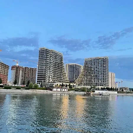 Apartment River Side *